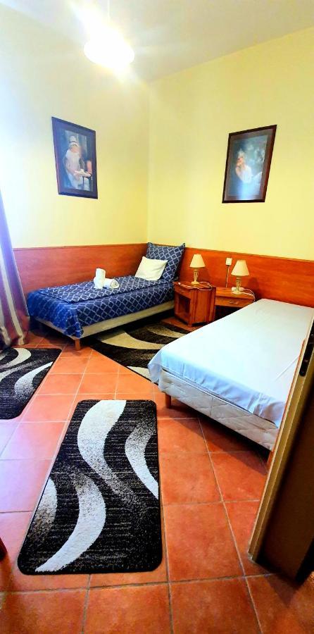 100 Eves Fogado Bed & Breakfast Szatymaz Exterior foto