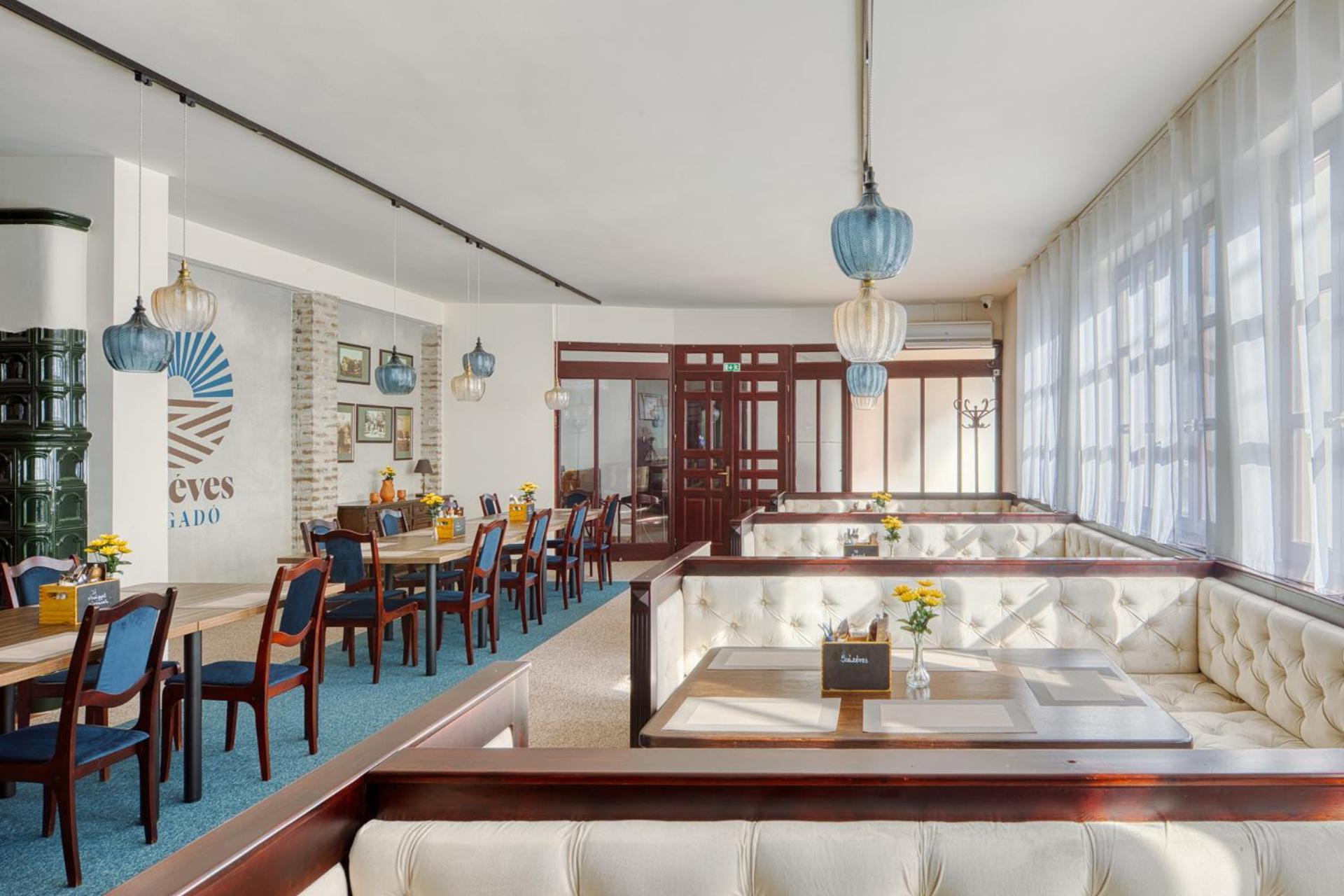 100 Eves Fogado Bed & Breakfast Szatymaz Exterior foto